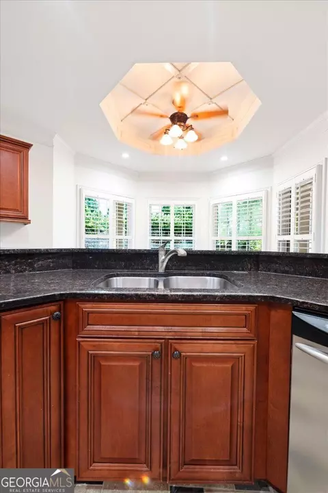Kitchen - 1805 Stephens Ct, Monroe, GA 30656 photo 4 of 4