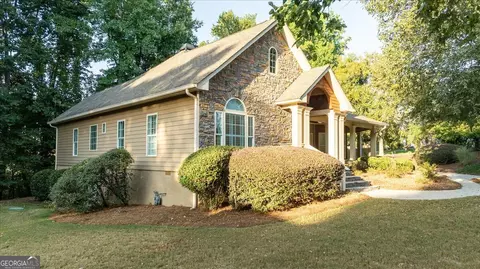 Exterior - 1805 Stephens Ct, Monroe, GA 30656 photo 11 of 32