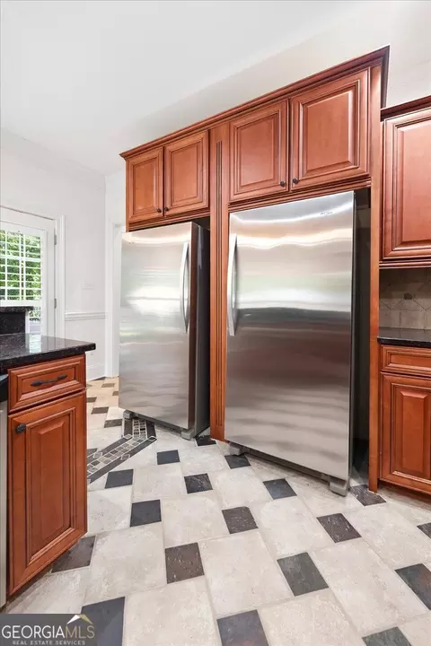 Kitchen - 1805 Stephens Ct, Monroe, GA 30656 photo 2 of 4