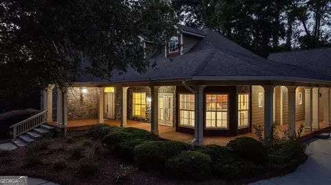 Exterior - 1805 Stephens Ct, Monroe, GA 30656 photo 26 of 32
