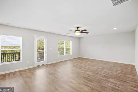 Living - 399 Toronto Cir, Hampton, GA 30228 photo 2 of 4
