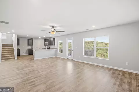 Living - 399 Toronto Cir, Hampton, GA 30228 photo 3 of 4