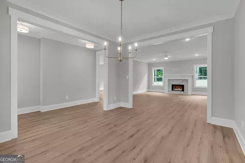 Living - 1863 Hoods Mill Rd, Commerce, GA 30529 photo 1 of 5