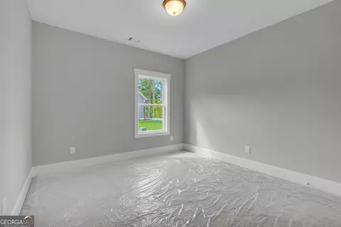 Bedroom - 1863 Hoods Mill Rd, Commerce, GA 30529 photo 4 of 4