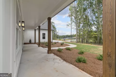 Exterior - 1863 Hoods Mill Rd, Commerce, GA 30529 photo 6 of 12