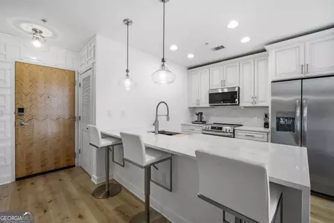400 W Peachtree St NW #705, Atlanta, GA 30308