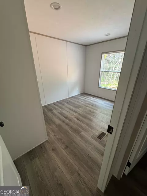 Bedroom - 2037 Defoor Rd, Toccoa, GA 30577 photo 3 of 4