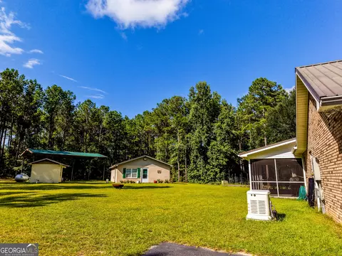 Exterior - 130 Colby Cir, Dublin, GA 31021 photo 5 of 16