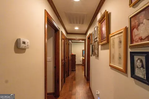 Entry Way - 130 Colby Cir, Dublin, GA 31021 photo 6 of 6