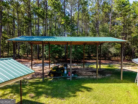 Exterior - 130 Colby Cir, Dublin, GA 31021 photo 3 of 16