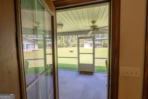 Exterior - 130 Colby Cir, Dublin, GA 31021 photo 10 of 16