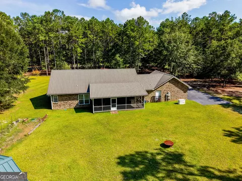 Other - 130 Colby Cir, Dublin, GA 31021 photo 6 of 28