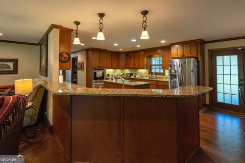 Kitchen - 130 Colby Cir, Dublin, GA 31021 photo 12 of 12