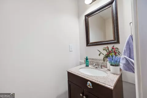 Bath - 3279 Benthollow Ln, Duluth, GA 30096 photo 1 of 4