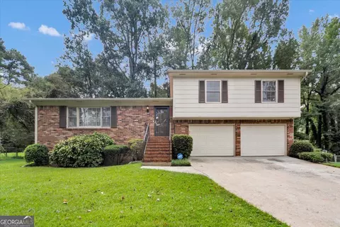 2367 Lake Jodeco Rd, Jonesboro, GA 30236