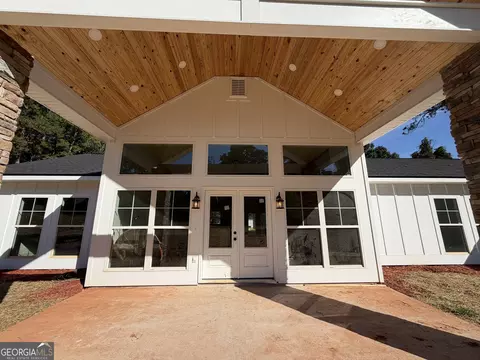 Exterior - 960 Cameron Mill Rd, Lagrange, GA 30240 photo 3 of 3