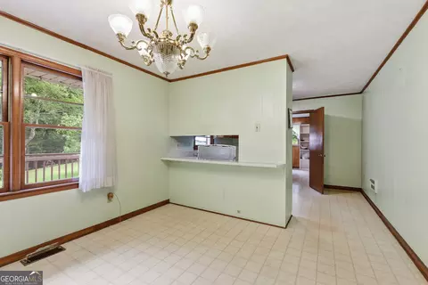 Dining - 57 Defoor Rd, Toccoa, GA 30577 photo 1 of 1