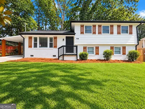 728 S Carter Dr, Jonesboro, GA 30236