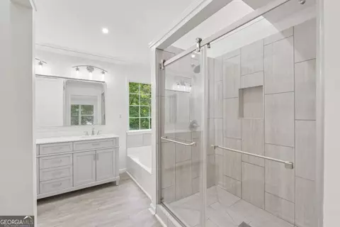 Bath - Undisclosed, Suwanee, GA 30024 photo 2 of 4