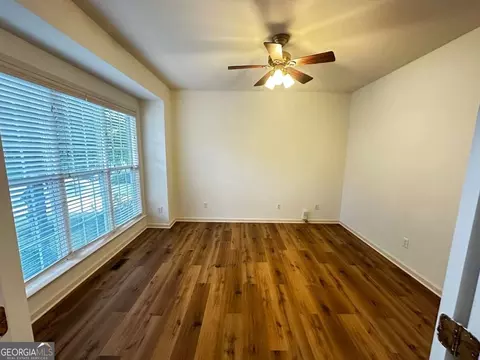 Living - 711 Hexham Ct, Suwanee, GA 30024 photo 2 of 4