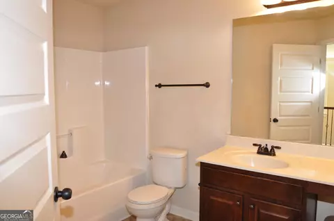 Bath - 337 Snow Bird Dr, Hampton, GA 30228 photo 4 of 4