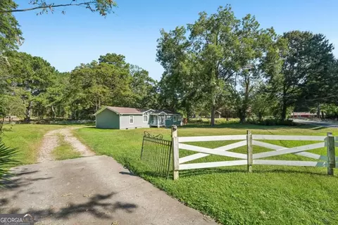 718 Panola Rd, Ellenwood, GA 30294