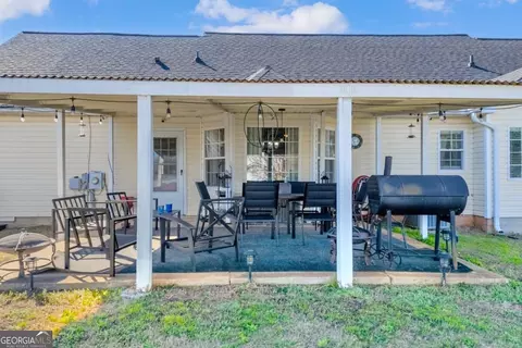 Exterior - 369 Kay Dr, Winder, GA 30680 photo 1 of 4