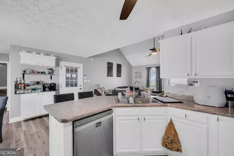 Kitchen - 369 Kay Dr, Winder, GA 30680 photo 1 of 3