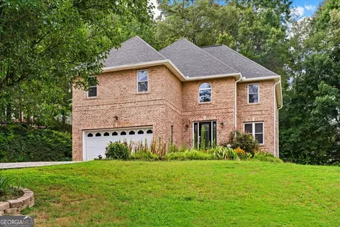 3218 Leona Dr, Rocky Face, GA 30740