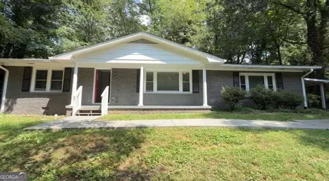 6352 N Sweetwater Rd, Lithia Springs, GA 30122