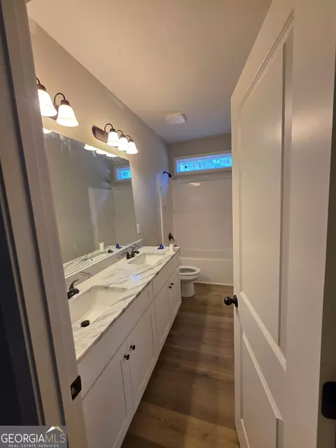 Bath - 440 Bob Thomas Rd, Jackson, GA 30233 photo 5 of 5