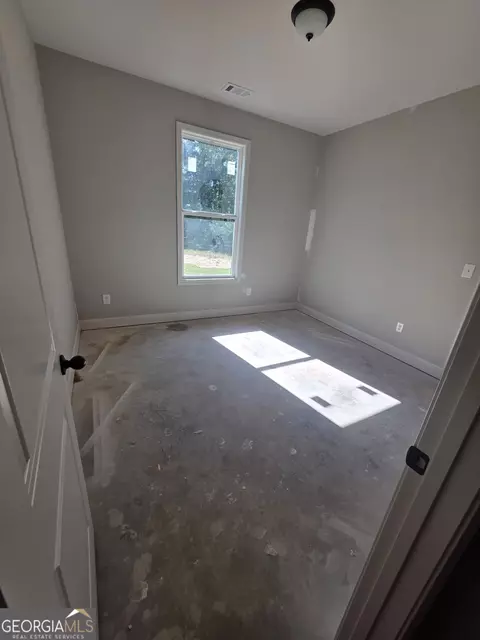 Bedroom - 440 Bob Thomas Rd, Jackson, GA 30233 photo 2 of 3