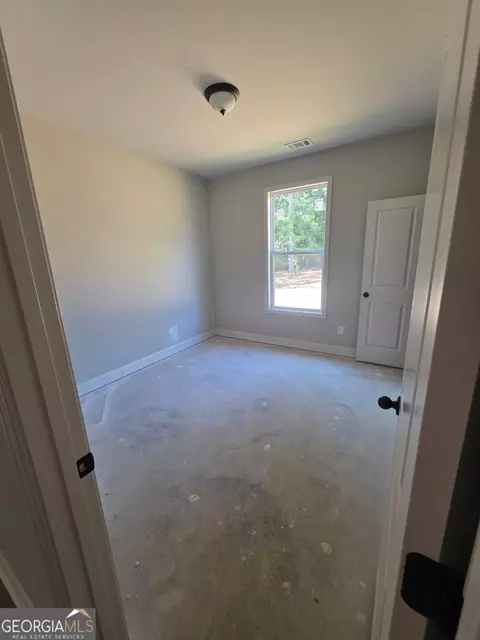 Bedroom - 440 Bob Thomas Rd, Jackson, GA 30233 photo 3 of 3