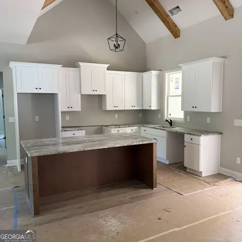 Kitchen - 460 Bob Thomas Rd, Jackson, GA 30233 photo 1 of 2