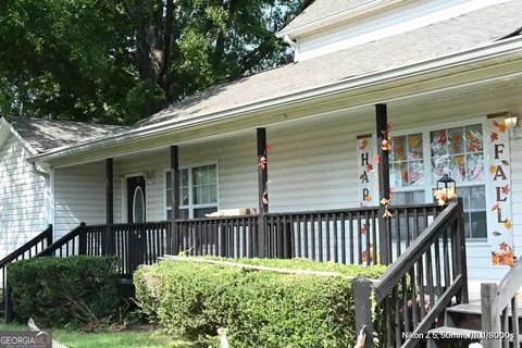 6189 E Strickland St, Douglasville, GA 30134