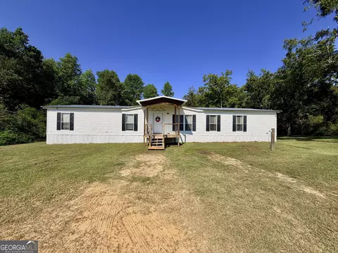 17979 Kermit Rd, Metter, GA 30439