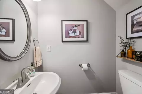 Bath - 175 Pratt Dr, Covington, GA 30014 photo 3 of 4