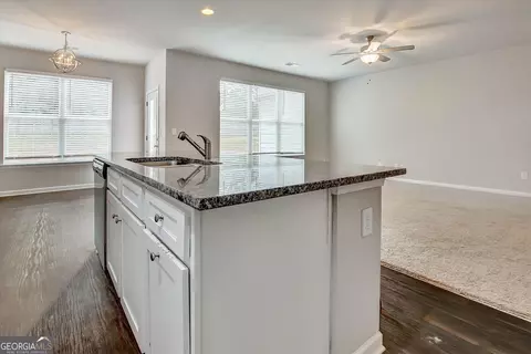 Kitchen - 45 Breckonridge Dr, Covington, GA 30016 photo 2 of 2