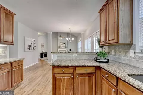 Kitchen - 3545 Sentry View Trce, Suwanee, GA 30024 photo 4 of 6