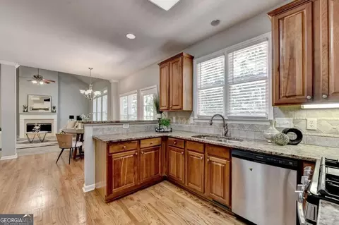 Kitchen - 3545 Sentry View Trce, Suwanee, GA 30024 photo 1 of 6