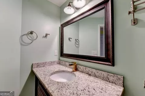 Bath - 3545 Sentry View Trce, Suwanee, GA 30024 photo 7 of 8
