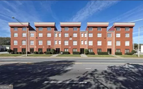 2465 Main St #302, East Point, GA 30344