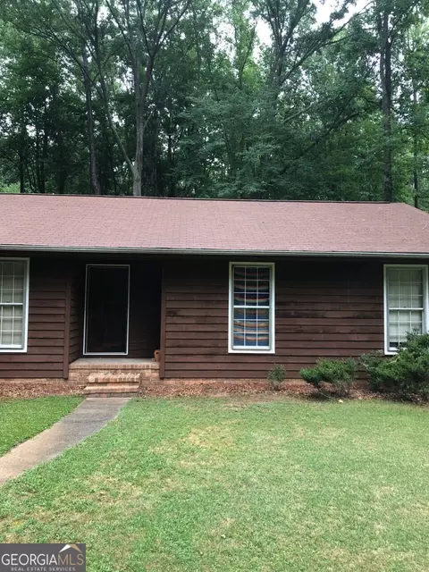 140 Brierwood Dr, Fayetteville, GA 30215