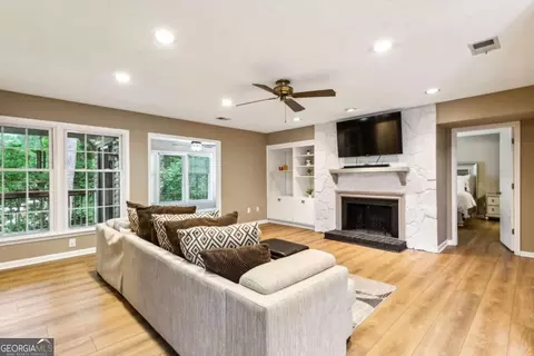 843 Sentinel Rdg SW, Marietta, GA 30064