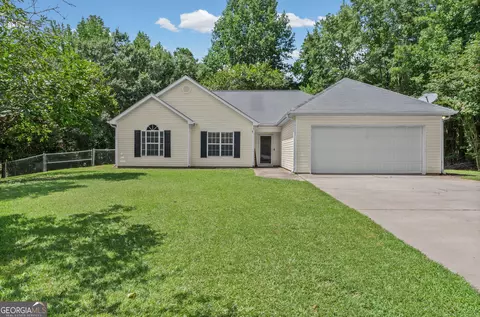 120 Hemlock Dr, Newnan, GA 30263