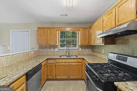 Kitchen - 6880 Silver Maple Dr, Rex, GA 30273 photo 2 of 2