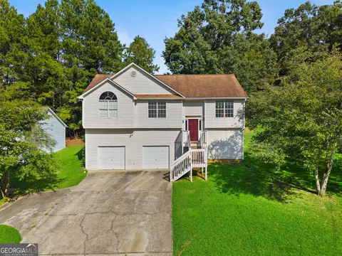 Exterior - 6880 Silver Maple Dr, Rex, GA 30273 photo 6 of 7