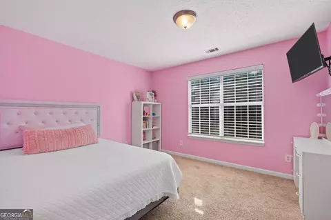 Bedroom - 6880 Silver Maple Dr, Rex, GA 30273 photo 4 of 9