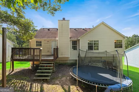 Exterior - 6880 Silver Maple Dr, Rex, GA 30273 photo 4 of 7