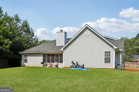 Exterior - 740 Pebble Blvd, Covington, GA 30016 photo 6 of 8